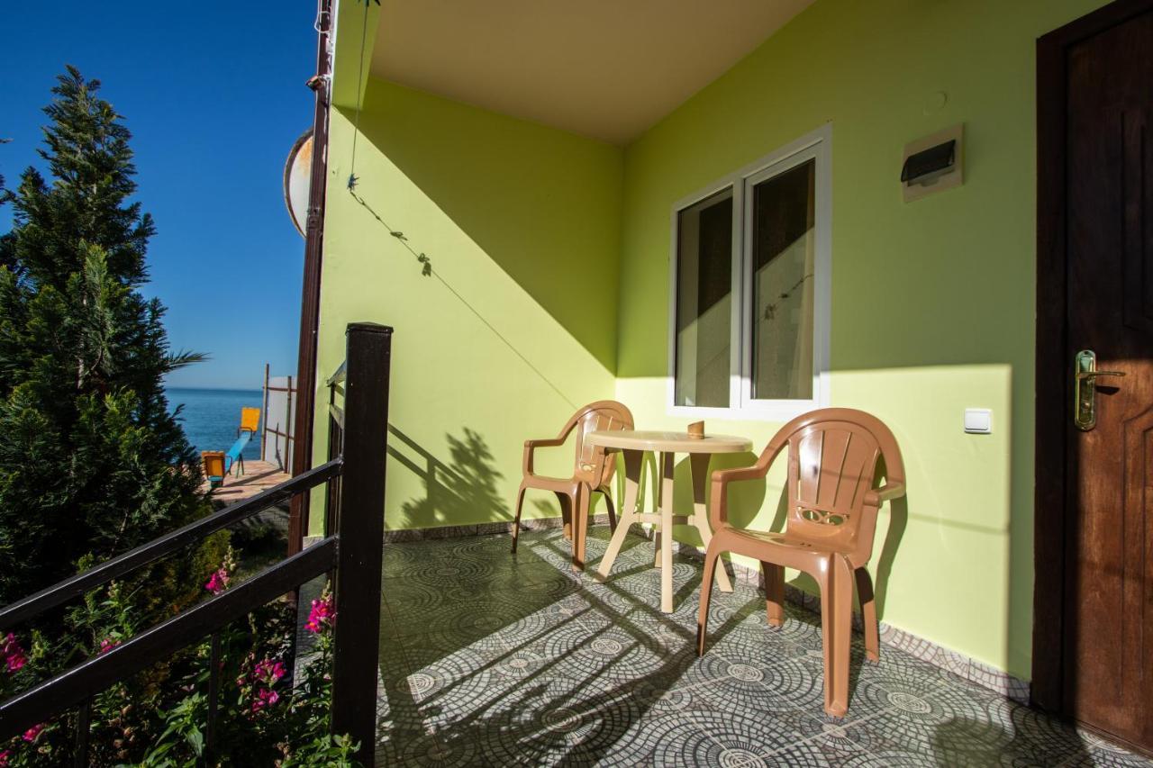 Mini Hotel Vavilon New Athos Екстер'єр фото